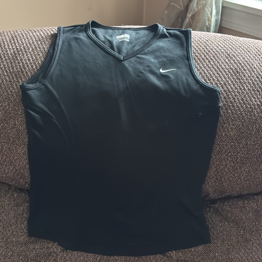 Nike Fit Dry tank top. Black. XS. EUC